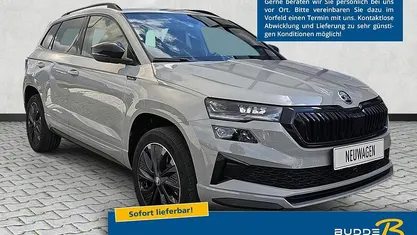 Neu Skoda Karoq SportLine 150 PS (110 kW) 2026 Steelgrau SUV