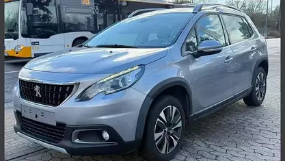 Gebraucht Peugeot 2008 Allure 110 PS (80 kW) 2017 Grau SUV