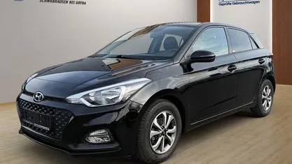 Gebraucht Hyundai i20 YES! 84 PS (61 kW) 2020 Schwarz Kleinwagen