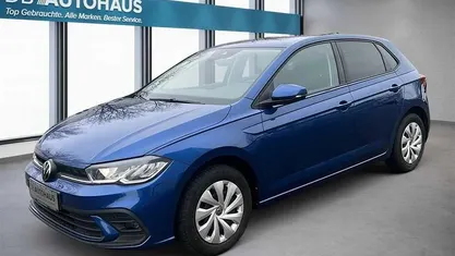 Blau Gebraucht 2023 VW Polo Life Kleinwagen | 16.370 € (Guter Preis)