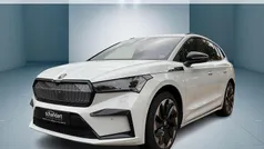 Moonweiss metallic Gebraucht 2023 Skoda Enyaq iV SportLine SUV | 38.850 € (Fairer Preis)