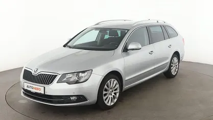 Gebraucht Skoda Superb Ambition 140 PS (102 kW) 2014 Kombi