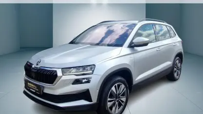 Gebraucht Skoda Karoq Tour 116 PS (85 kW) 2023 Silber SUV