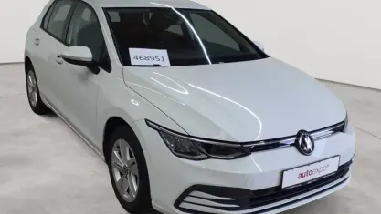 Brugt VW Golf VIII Life 131 HK (96 kW) 2022 Hvid Sedan