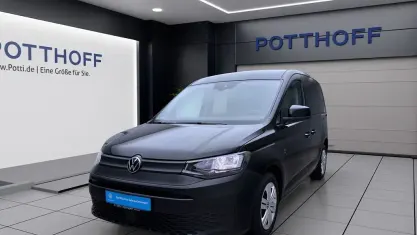 Gebraucht VW Caddy Basis 75 PS (55 kW) 2021 Schwarz Van / Kleinbus