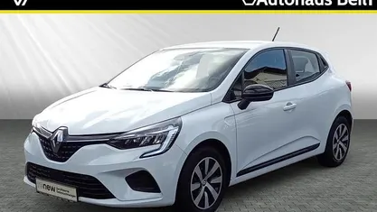 Weiß Gebraucht 2022 Renault Clio V Equilibre Limousine | 12.490 € (Guter Preis)