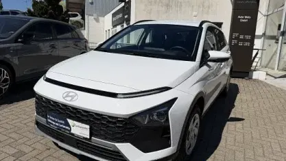 Gebraucht Hyundai Bayon Select 101 PS (74 kW) 2025 Atlas white / sol SUV
