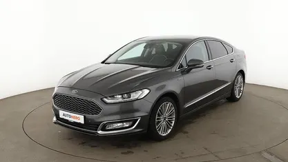 Grau Gebraucht 2019 Ford Mondeo Vignale Limousine | 16.290 € (Fairer Preis)