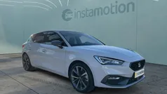 Weiß Neu 2024 Seat Leon FR Limousine | 31.037 € (Fairer Preis)
