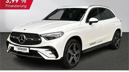 Gebraucht Mercedes GLC300e AMG 197 PS (144 kW) 2025 Weiß