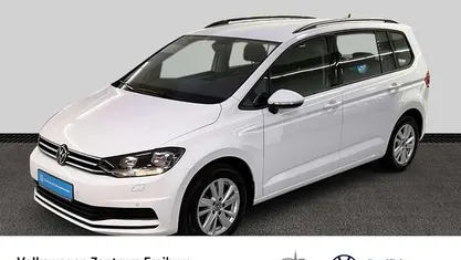 Weiss Gebraucht 2021 VW Touran Comfortline Van / Kleinbus | 23.900 € (Guter Preis)