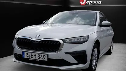 Gebraucht 2024 Skoda Scala Essence Kleinwagen | 20.270 € (Fairer Preis)