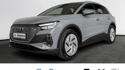 Gebraucht Audi Q4 e-tron Ambiente 125 kW (170 PS) 2023 Grau SUV