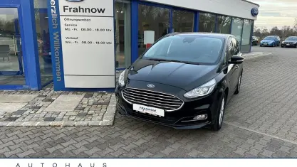 Gebraucht Ford S-MAX S 150 PS (110 kW) 2021 Obsidianschwarz metallic Van / Kleinbus