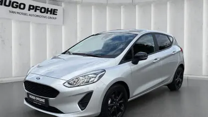 Gebraucht Ford Fiesta Trend 101 PS (74 kW) 2018 Silber Kleinwagen