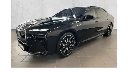 Usado BMW i7 M Sport 484 kW (659 CV) 2024 Negro Berlina
