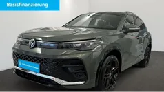 Grün Gebraucht 2024 VW Tiguan R-line SUV | 48.948 € (Superpreis)