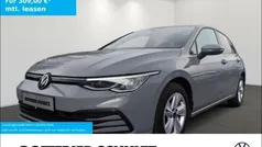 Gebraucht 2020 VW Golf VIII Life Limousine | 20.950 € (Fairer Preis)