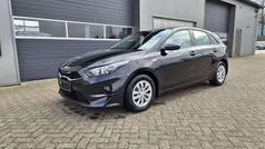 Zilinaschwarz metallic Neu 2025 Kia Ceed Vision Limousine | 23.590 € (Guter Preis)