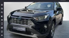 Tiefschwarz mica metallic Gebraucht 2021 Toyota RAV4 Hybrid Plus SUV | 29.970 € (Guter Preis)
