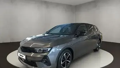 Gebraucht Opel Astra 131 PS (96 kW) 2025 Vulkan grau (metallic) Kombi