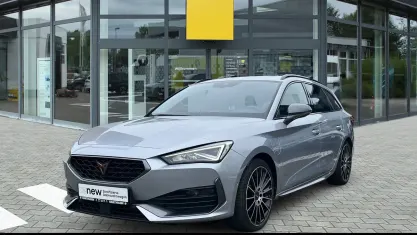 Gebraucht Cupra Leon VZ1 245 PS (180 kW) 2022 Urano silber metallic (silber) Kombi