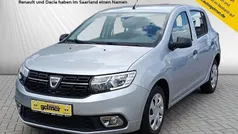 Grau Gebraucht 2019 Dacia Sandero Essentiel Kleinwagen | 12.950 €