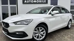 "candy" weiss Gebraucht 2021 Seat Leon Style Kombi | 22.979 € (Fairer Preis)