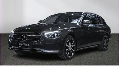 Gebraucht Mercedes E300 Avantgarde 320 PS (235 kW) 2022 Lack graphitgrau Kombi
