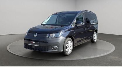 Neu VW Caddy Maxi California 122 PS (89 kW) 2026 Deep black perleffekt Van / Kleinbus
