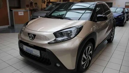 Gebraucht 2024 Toyota Aygo X Team SUV | 16.490 € (Fairer Preis)
