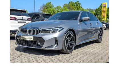 Usata BMW 318 M Sport 156 CV (114 kW) 2025 Grigio Berlina