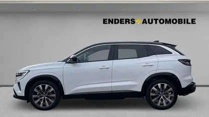Weiss qnc+schwarz gne Gebraucht 2024 Renault Austral Techno SUV | 34.980 € (Fairer Preis)