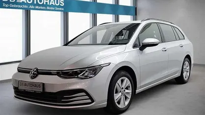 Gebraucht VW Golf VIII Life 110 PS (80 kW) 2023 Silber Kombi