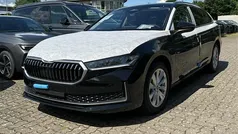 Gebraucht 2025 Skoda Superb Selection Kombi | 45.240 € (Fairer Preis)