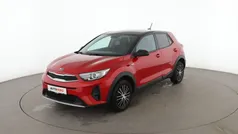 Rot Gebraucht 2019 Kia Stonic Edition 7 SUV | 12.990 € (Fairer Preis)