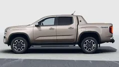 Bright beige metallic Neu 2025 VW Amarok Aventura Abholung | 59.837 € (Fairer Preis)