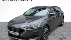Magnetic metallic (pn4dq) (gr Neu 2024 Ford Focus Titanium Limousine | 25.788 € (Guter Preis)
