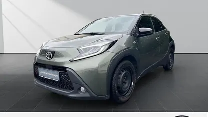Usado Toyota Aygo X Pulse 72 HP (52 kW) 2022 Verde SUV