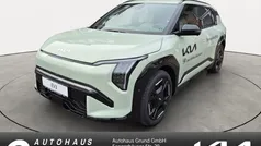 (ag3) aventurin grün met Gebraucht 2025 Kia EV3 4 SUV | 42.980 € (Fairer Preis)