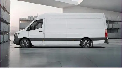 Gebraucht Mercedes Sprinter 170 PS (125 kW) 2025 Weiß Van