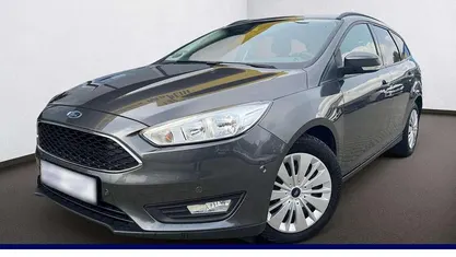 Magnetic grau Gebraucht 2016 Ford Focus Business Edition Kombi | 10.990 € (Teuer)