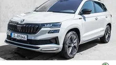 Stahlgrau Gebraucht 2025 Skoda Karoq SportLine SUV | 35.780 € (Fairer Preis)