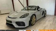 Porsche Cayman GT4