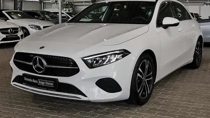 Gebraucht Mercedes A200 Progressive 163 PS (119 kW) 2024 Limousine