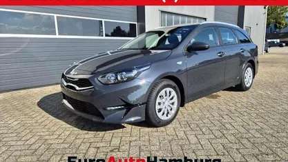 Yucca stahlgrau metallic Neu 2025 Kia Ceed Sportswagon Vision Kombi | 24.590 € (Guter Preis)