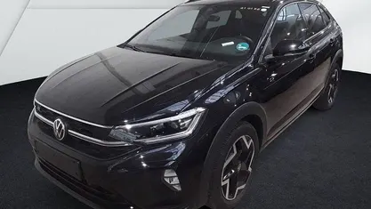 Gebraucht VW Taigo R-line 150 PS (110 kW) 2025 Deep black perleffekt SUV