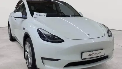Pearl white multicoat Gebraucht 2022 Tesla Model Y SUV | 30.390 € (Guter Preis)