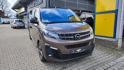 Gebraucht Opel Zafira Life 177 PS (130 kW) 2022 Braun Van / Kleinbus