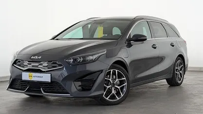 Usata Kia Ceed Platinum Edition 141 CV (103 kW) 2022 Grigio Utilitaria